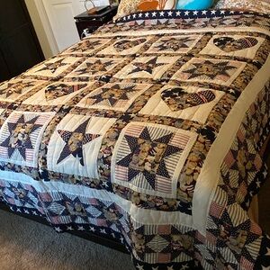 Full size Bedspread and one sham